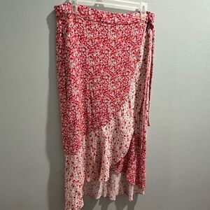 “Skies are blue” Floral Red and White Women's Skirt